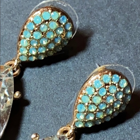 Pear Drop Crystal & Green Pierced Earrings 2" - Picture 5 of 6